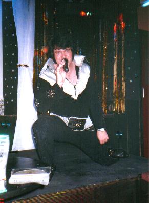 {short description of image}